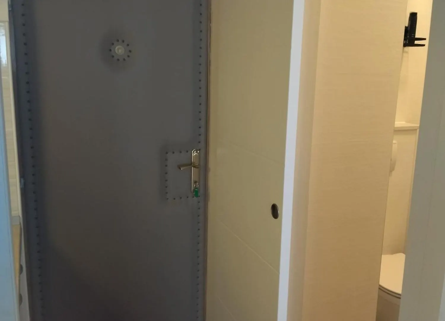 شقة Studio Apartman View زادار